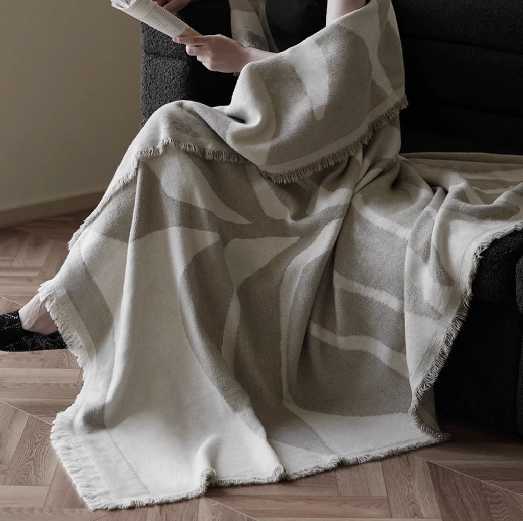 Mistfall Leaf Pattern Throw - Grey