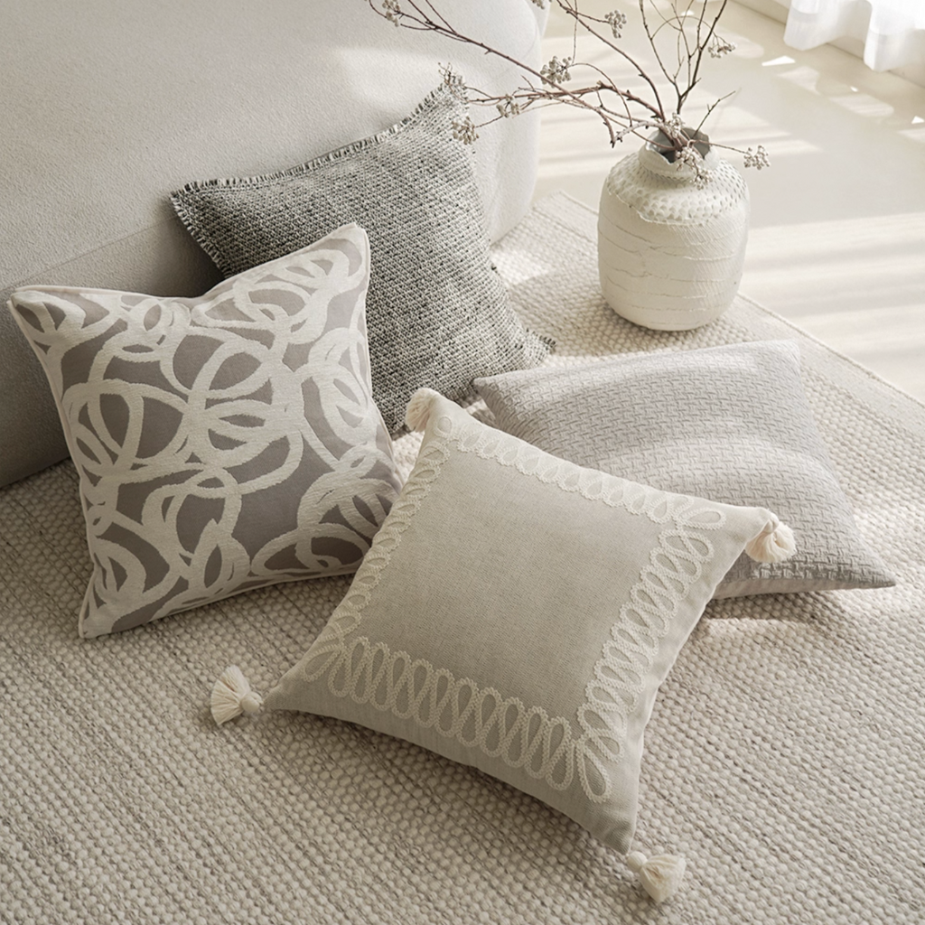 Nina Cushion – Handcrafted Knit Pillow with Tassels