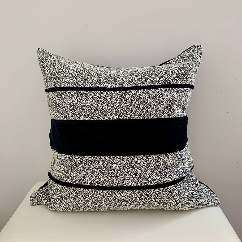 Amor Bio-Color Tweed Cushion